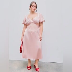 Cider V-neck Lace Patchy Puff Sleeve Midi Dress Curve & Plus Size 1XL